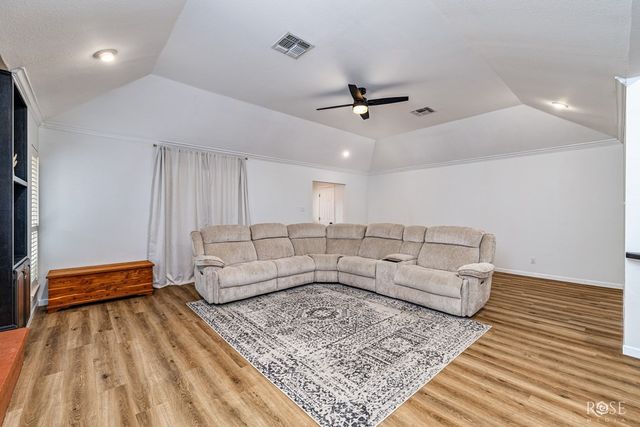 16 Southridge Drive, San Angelo, TX 76904