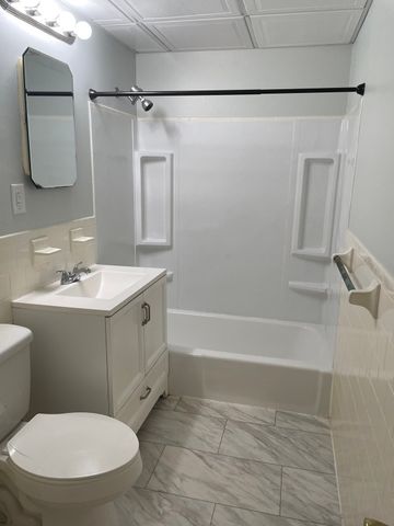 14-A Mayberry Dr 6, Westborough, MA 01581