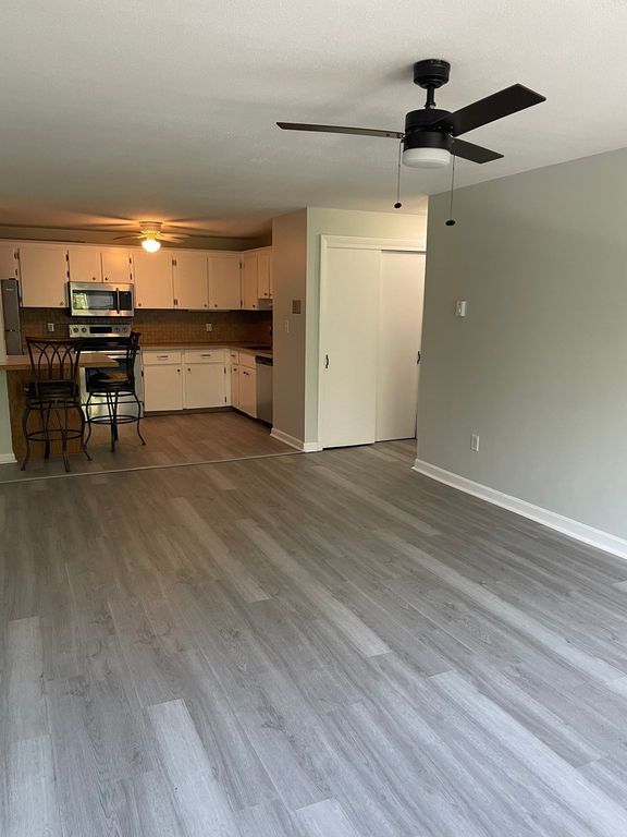 14-A Mayberry Dr 6, Westborough, MA 01581