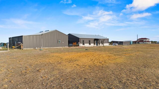 1767 County Road 420, Taylor, TX 76574