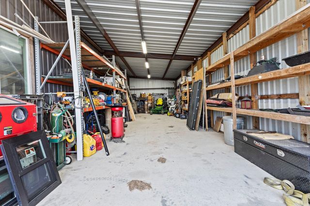 1767 County Road 420, Taylor, TX 76574