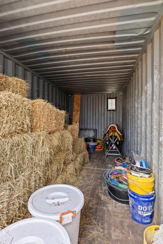 1767 County Road 420, Taylor, TX 76574