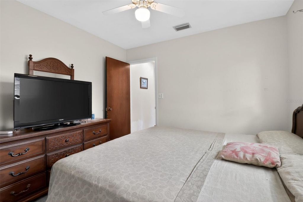 Image 17 of property listing at 307 MAPLE AVENUE N, Lehigh Acres, FL 33936