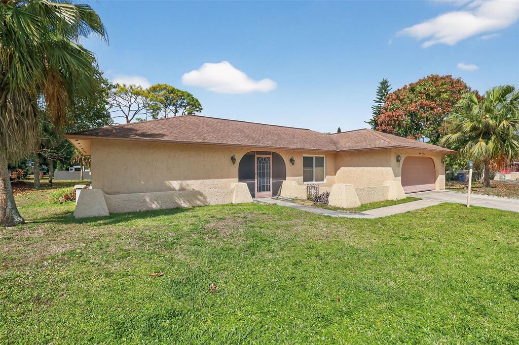 Image 3 of property listing at 307 MAPLE AVENUE N, Lehigh Acres, FL 33936