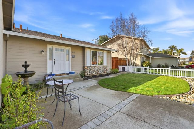 585 Encino Drive, Morgan Hill, CA 95037
