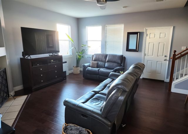 502 Elderwood Loop, Mesquite, TX 75181