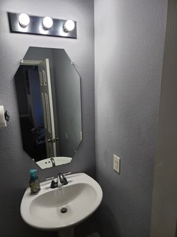 502 Elderwood Loop, Mesquite, TX 75181