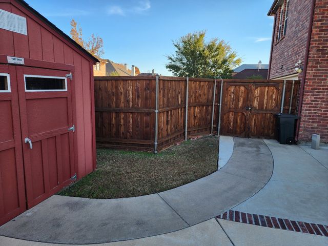 502 Elderwood Loop, Mesquite, TX 75181