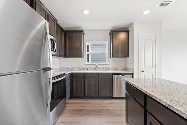 9913 Fighting Falcon Way, Fort Worth, TX 76131