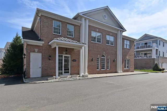 2303 Rio Vista Lane, Northvale, NJ 07647