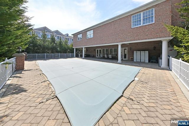 2303 Rio Vista Lane, Northvale, NJ 07647