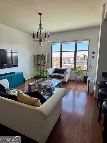 565 Peachtree Street NE 1011, Atlanta, GA 30308