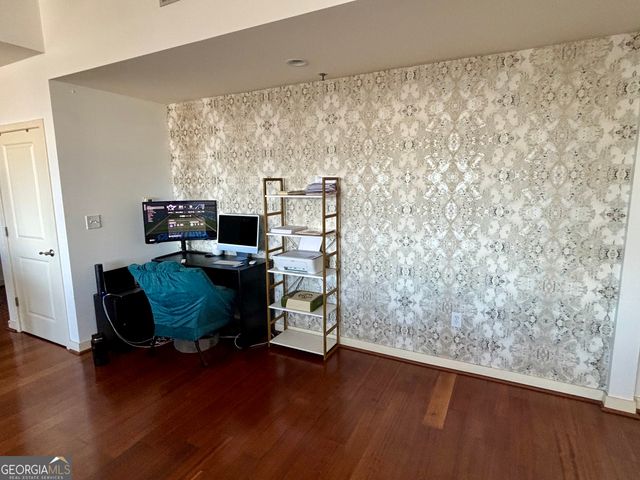 565 Peachtree Street NE 1011, Atlanta, GA 30308