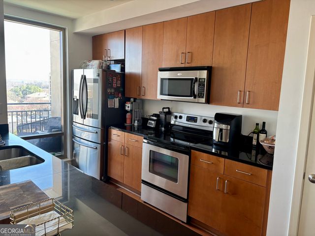 565 Peachtree Street NE 1011, Atlanta, GA 30308