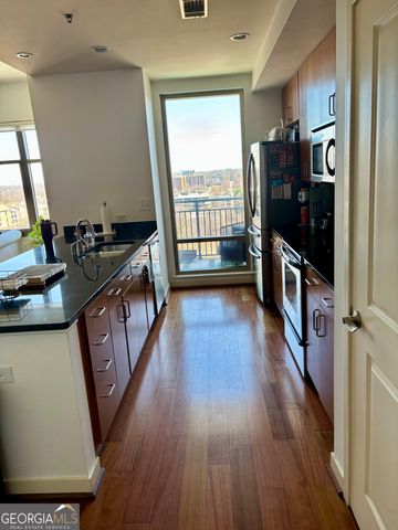 565 Peachtree Street NE 1011, Atlanta, GA 30308