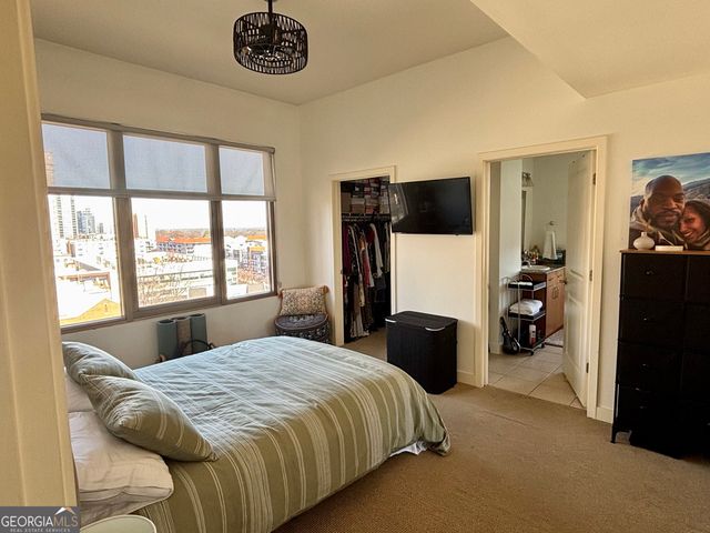 565 Peachtree Street NE 1011, Atlanta, GA 30308