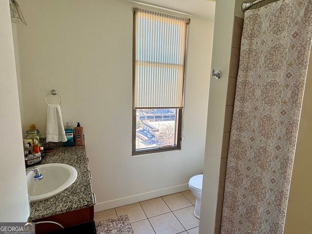 565 Peachtree Street NE 1011, Atlanta, GA 30308