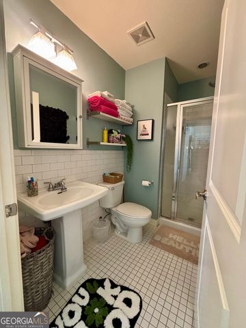 565 Peachtree Street NE 1011, Atlanta, GA 30308