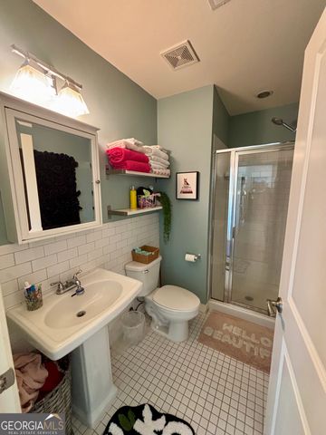 565 Peachtree Street NE 1011, Atlanta, GA 30308