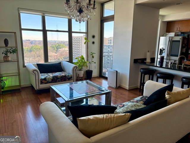 565 Peachtree Street NE 1011, Atlanta, GA 30308