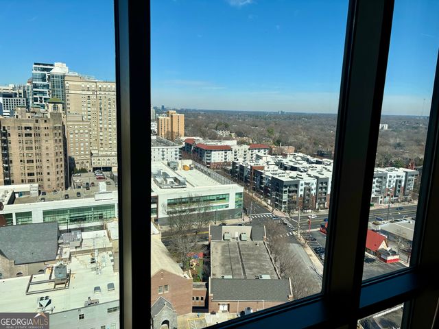 565 Peachtree Street NE 1011, Atlanta, GA 30308