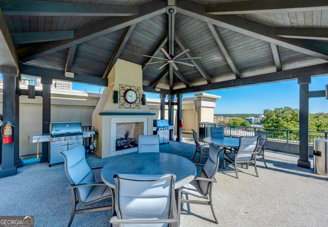 565 Peachtree Street NE 1011, Atlanta, GA 30308