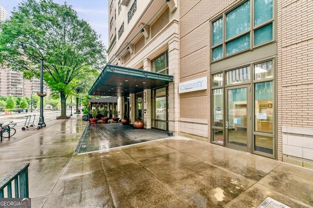 565 Peachtree Street NE 1011, Atlanta, GA 30308