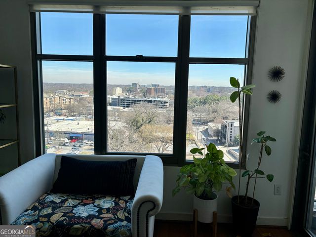 565 Peachtree Street NE 1011, Atlanta, GA 30308