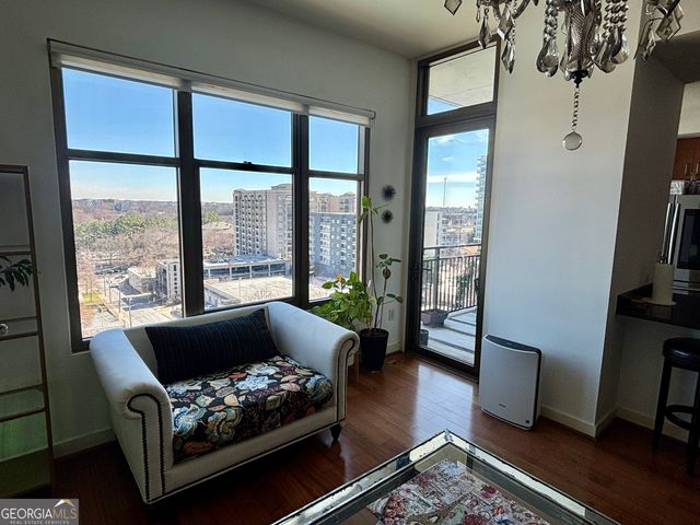 565 Peachtree Street NE 1011, Atlanta, GA 30308