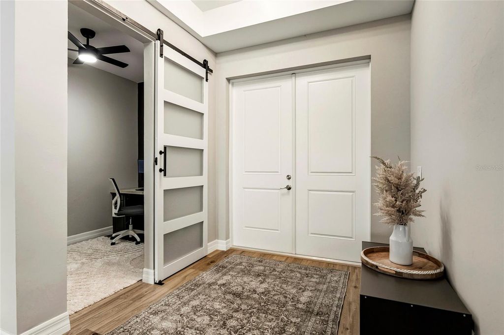 Image 5 of property listing at 1107 NW 7TH PLACE, Cape Coral, FL 33993