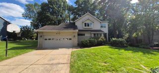 8767 Townsend Drive, White Lake, MI 48386