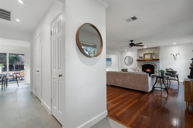 6523 Heron DR, Austin, TX 78759