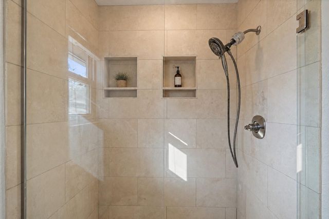 6523 Heron DR, Austin, TX 78759