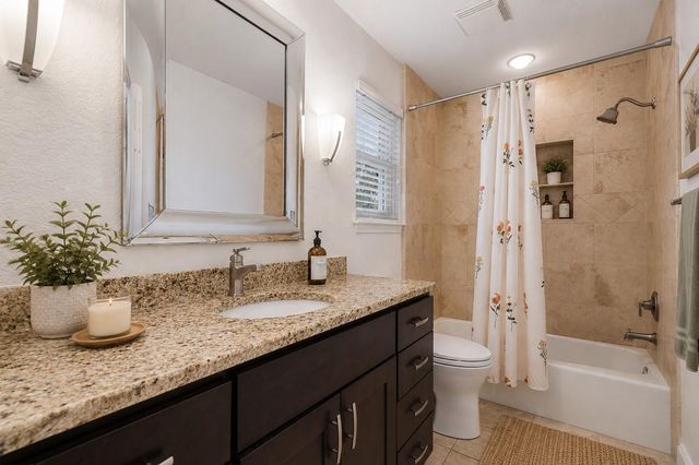 6523 Heron DR, Austin, TX 78759