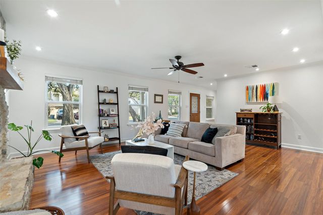 6523 Heron DR, Austin, TX 78759
