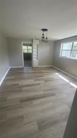 4316 CLEWIS AVENUE, Tampa, FL 33610