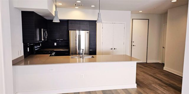 1800 E 4th St, Austin, TX 78702