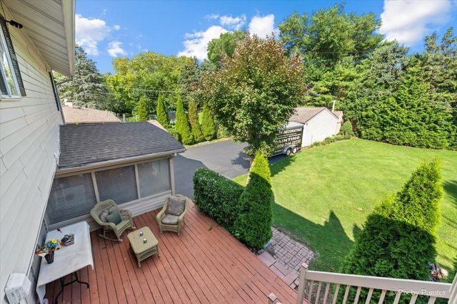 2819 Sun Valley Drive, Cary, IL 60013