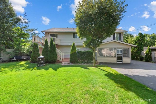 2819 Sun Valley Drive, Cary, IL 60013