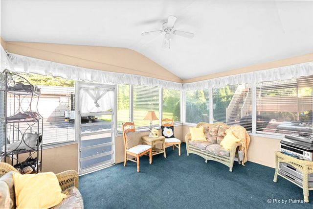 2819 Sun Valley Drive, Cary, IL 60013