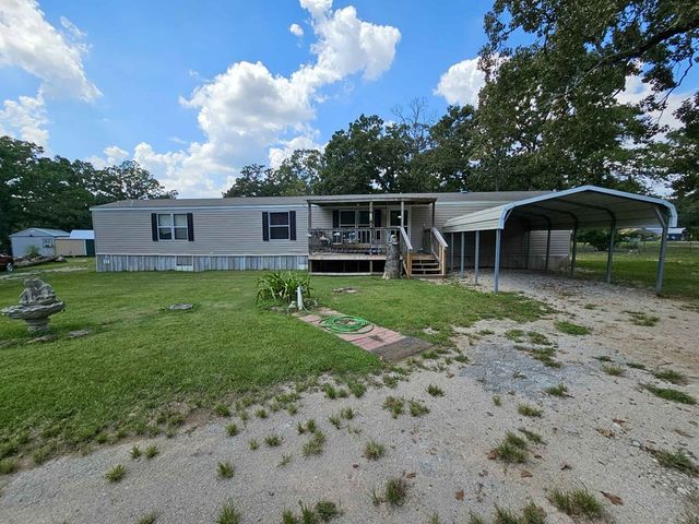 301 An County Rd 1370, Palestine, TX 75801
