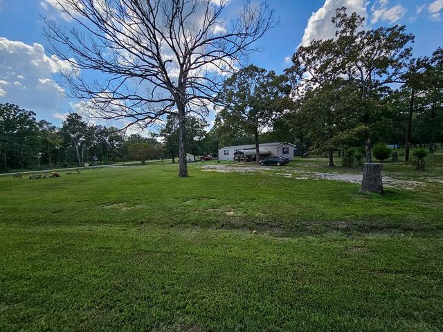301 An County Rd 1370, Palestine, TX 75801