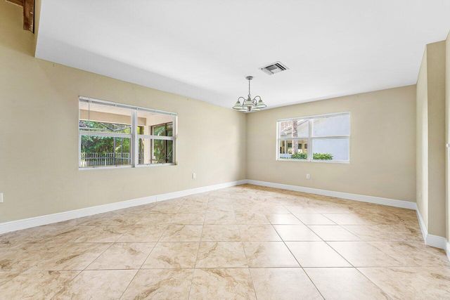 4572 White Cedar Lane, Delray Beach, FL 33445