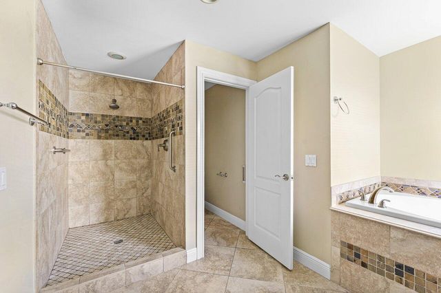 4572 White Cedar Lane, Delray Beach, FL 33445