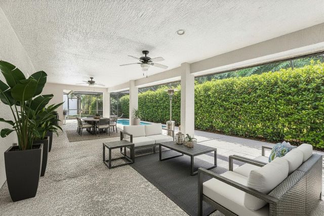 4572 White Cedar Lane, Delray Beach, FL 33445