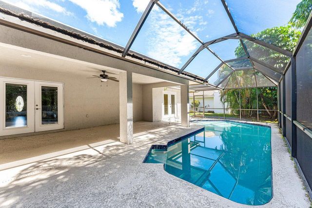 4572 White Cedar Lane, Delray Beach, FL 33445