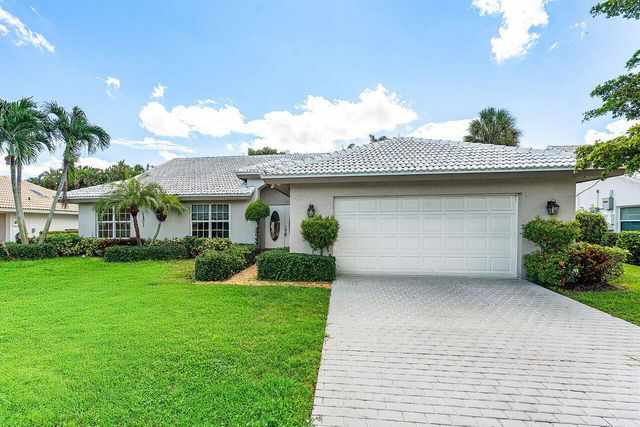 4572 White Cedar Lane, Delray Beach, FL 33445