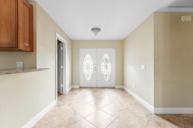 4572 White Cedar Lane, Delray Beach, FL 33445