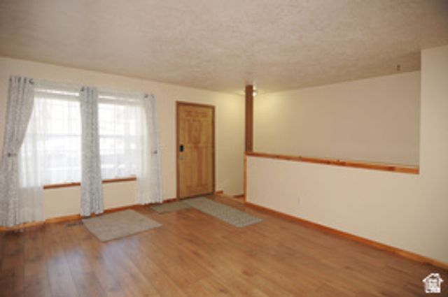 1677 E 1450 S, Ogden, UT 84404