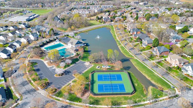 695 Summerford Court NW, Concord, NC 28027